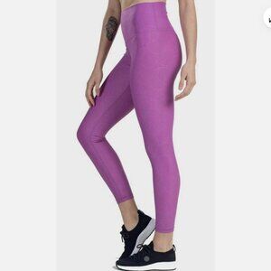 NWT DYI Define Your Inspiration Pink Rosebud Leggings Sz M